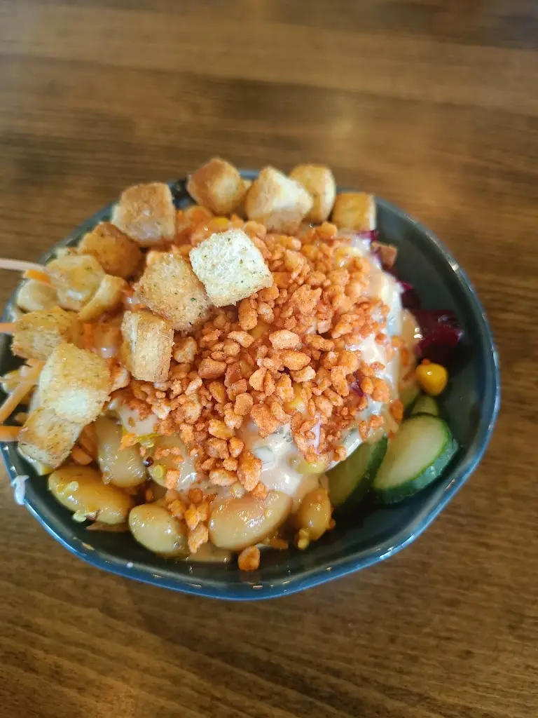 Priya_Harvester Summerhill House Dudley_Kingswinford_review