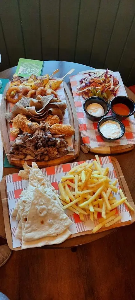 Kathleen Haran_The White Swan_Kippax_recensione