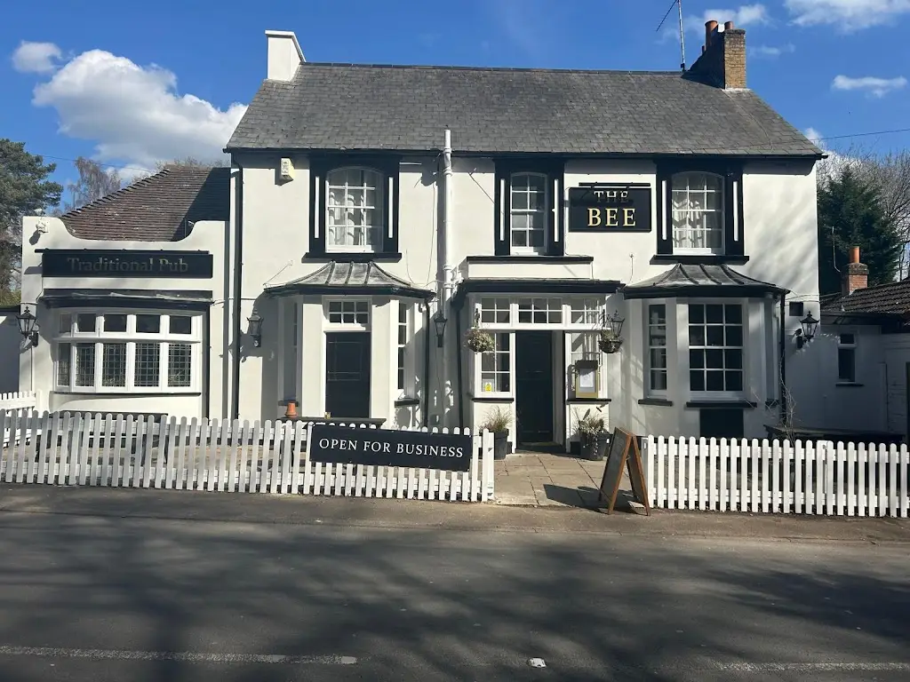 The Bee Pub, Windlesham_Bagshot_slider_image_2