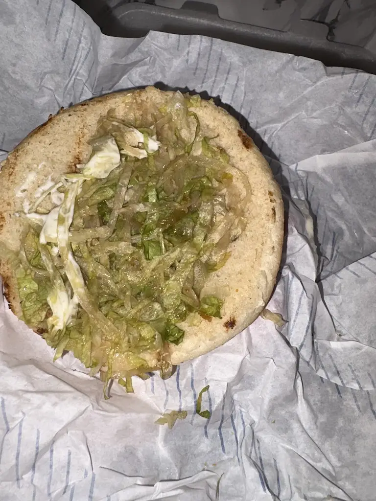 Chloe Mahzi_Caesars Kitchen_Kippax_review