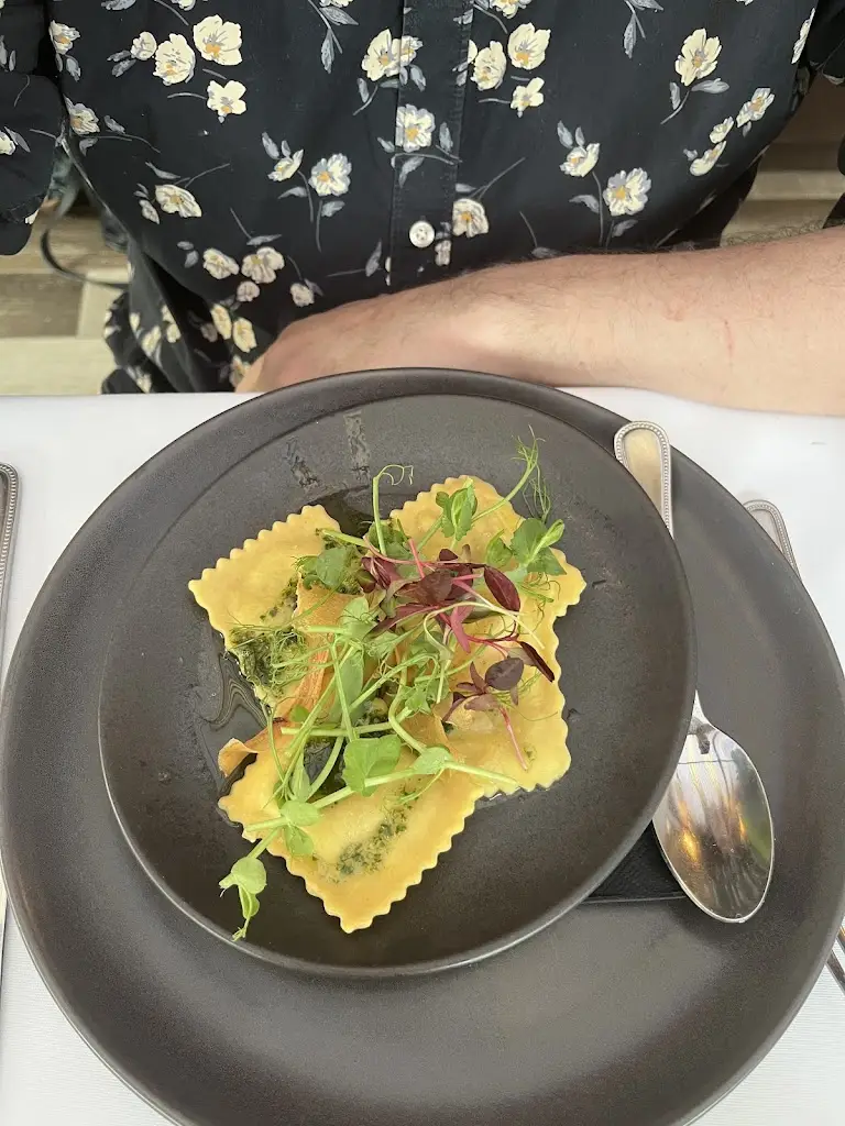 Naiomi_Feather & Beak Brickfields_Kirkbymoorside_review