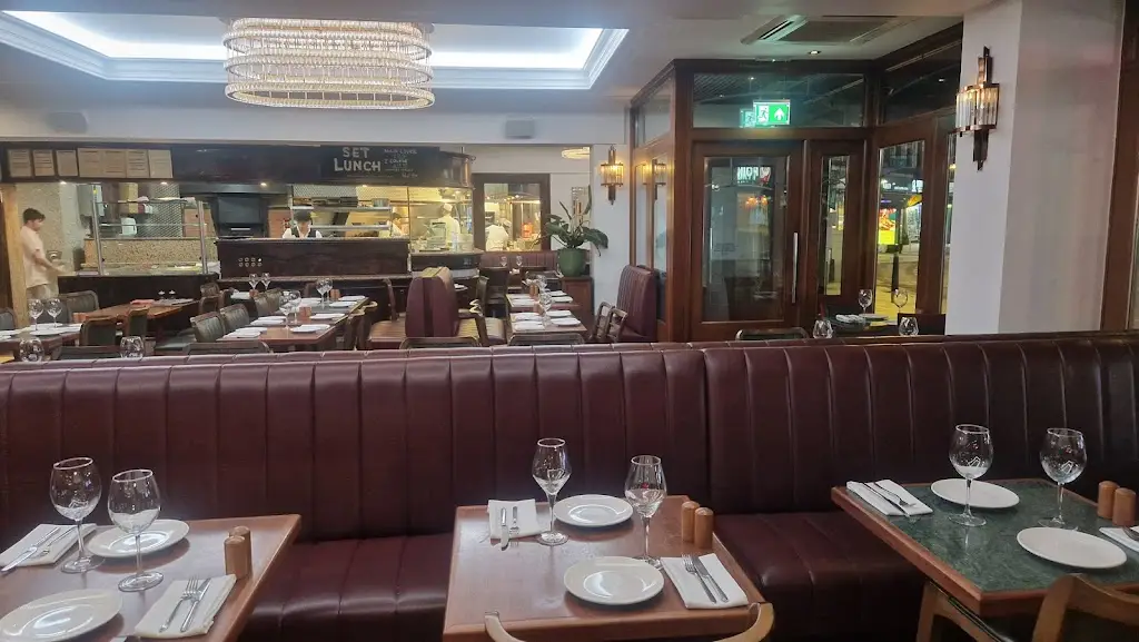 Neil Broadhurst_Cappadocia Restaurant_Kingston upon Thames_review