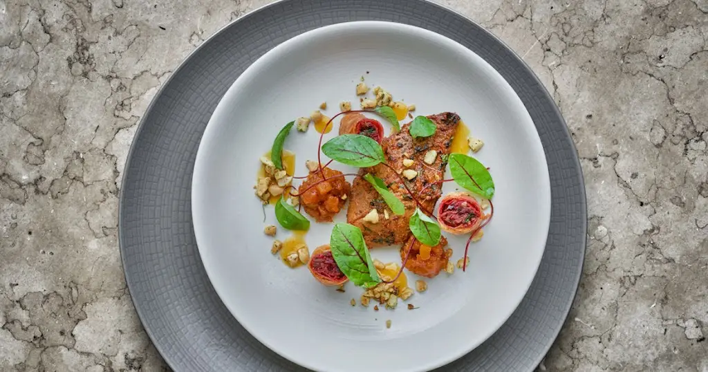 Luxury Restaurant Guide_Bagshot_slider_image_3