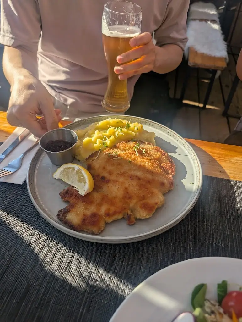 Rhiannon_Stein's Kingston_Kingston upon Thames_review