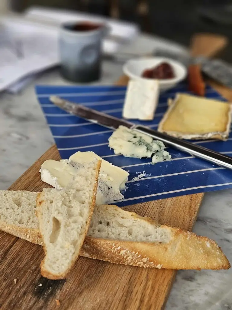 piotr tocewicz_Côte Kingston upon Thames_Kingston upon Thames_review