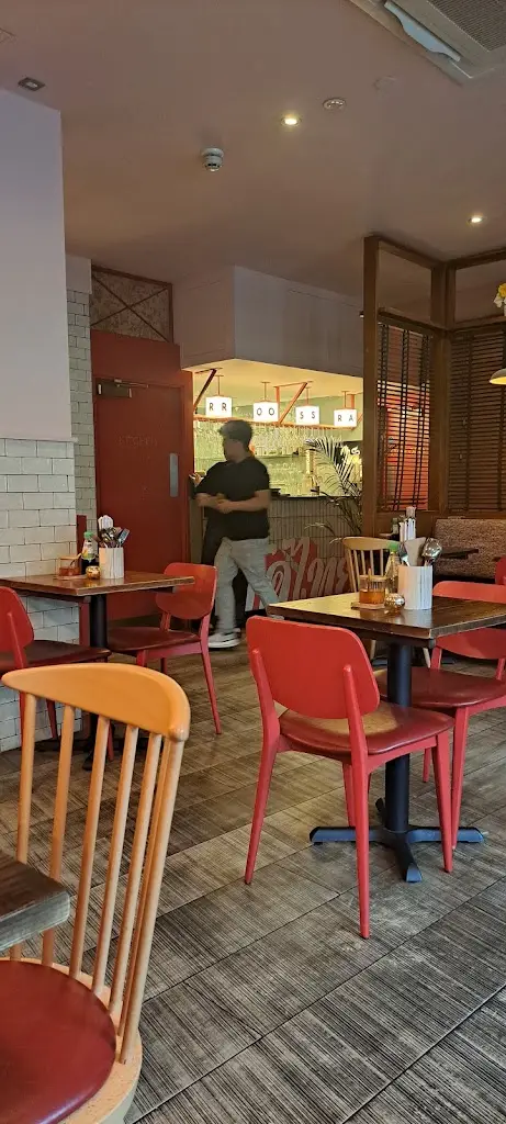 Gina Mattei_Rosa's Thai Kingston_Kingston upon Thames_review