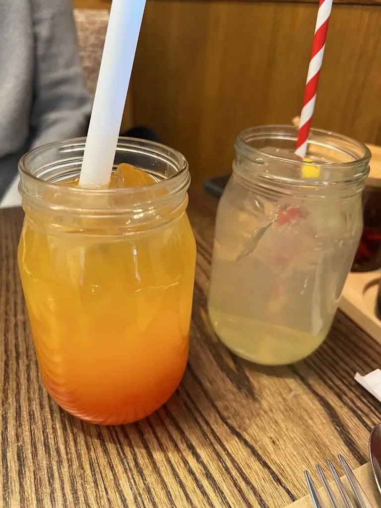 Youssef Hassoun_Rosa's Thai Kingston_Kingston upon Thames_review