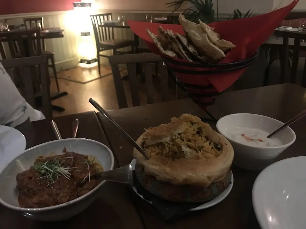 Menu_Roz Ana_Kingston upon Thames_immagine_9