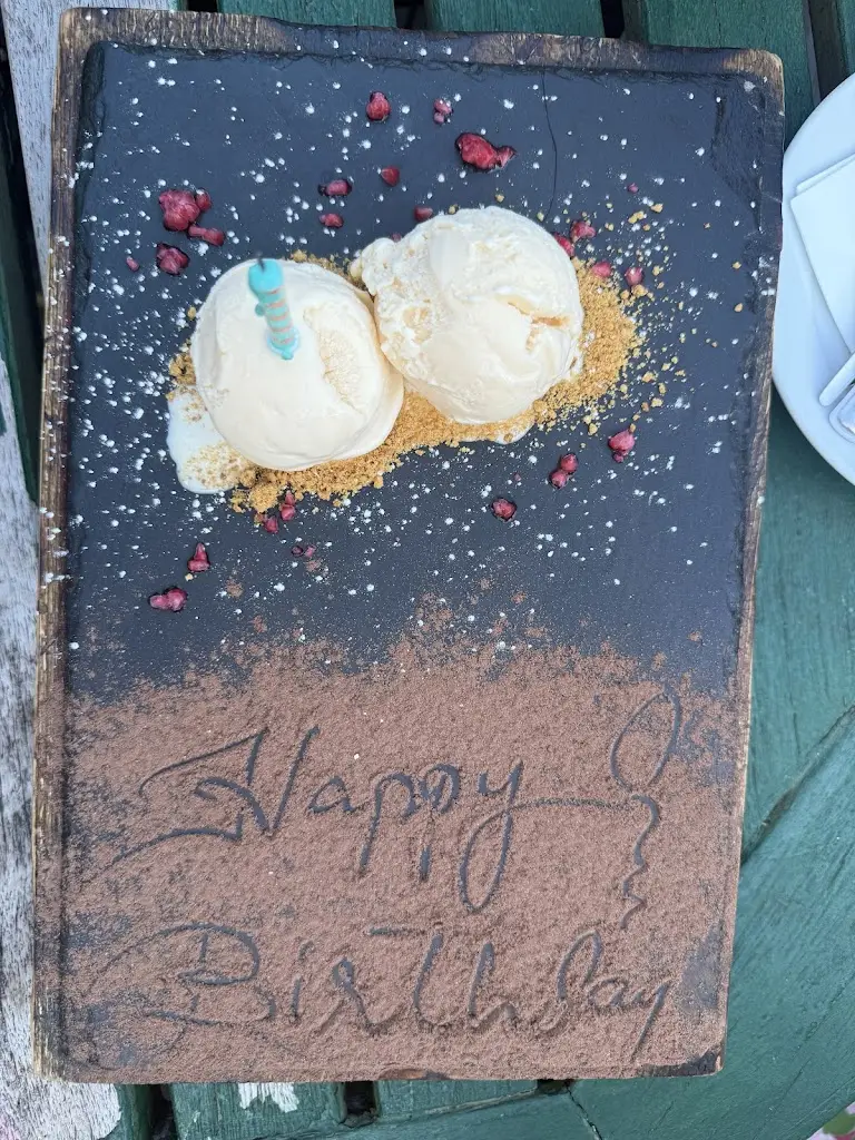 Sare Nemati_The Pottery Tapas Bar_Kingston upon Thames_recensione