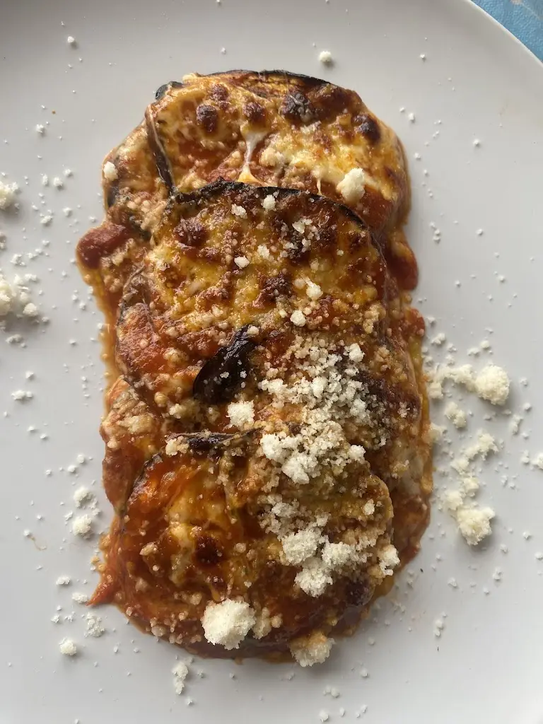 Vanessa Obando_Adriatico - Italian Restaurant & Pizzeria_Bagshot_review