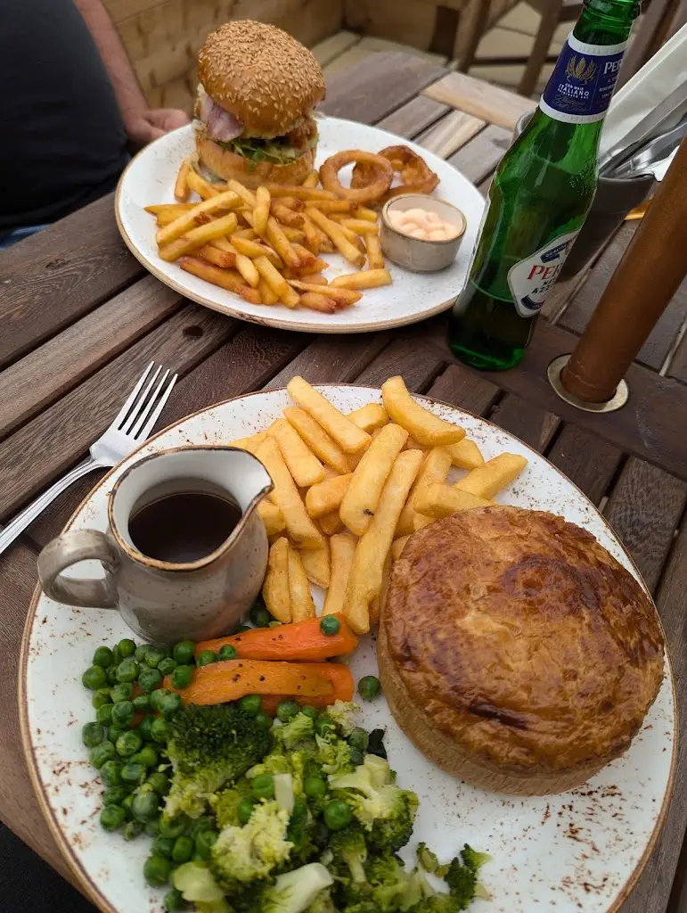 Menu_The Grapes_Kirkham_image_9