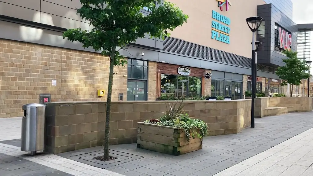 Premier Inn Halifax Town Centre hotel_Barkisland_slider_image_2