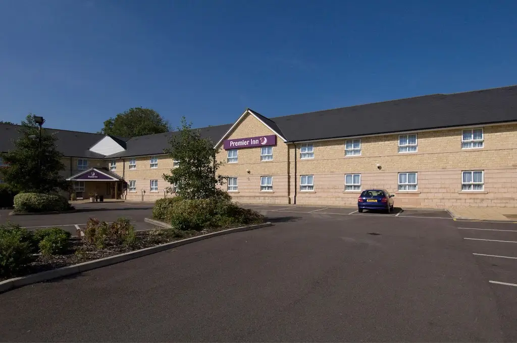 Premier Inn Chippenham hotel_Lacock_slider_image_1