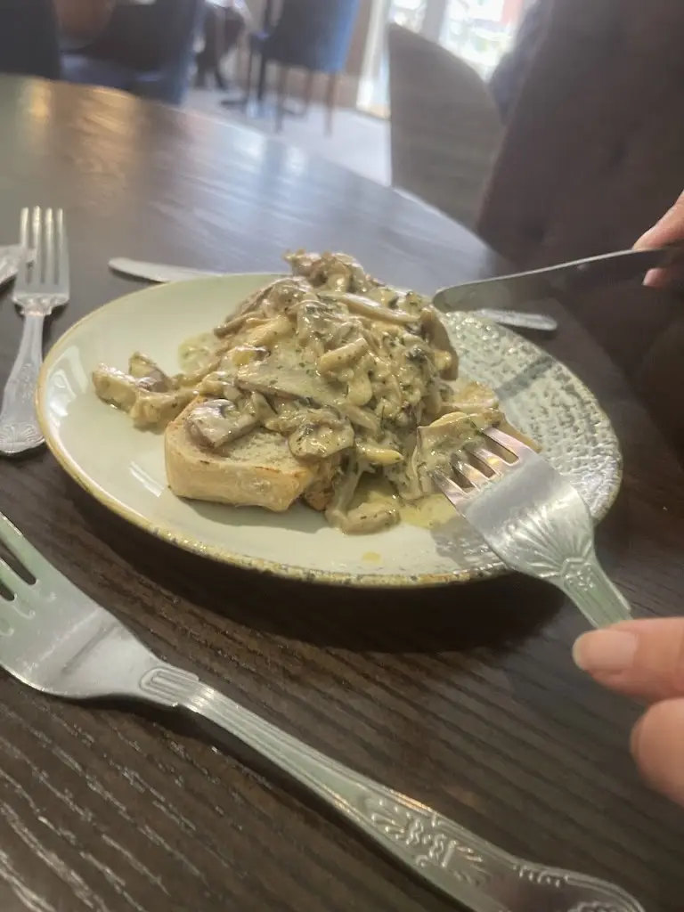 GUY_The Comfy Duck_Laceby_review