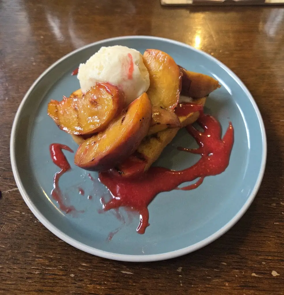 Charlotte Thomson_The Station_Knebworth_review