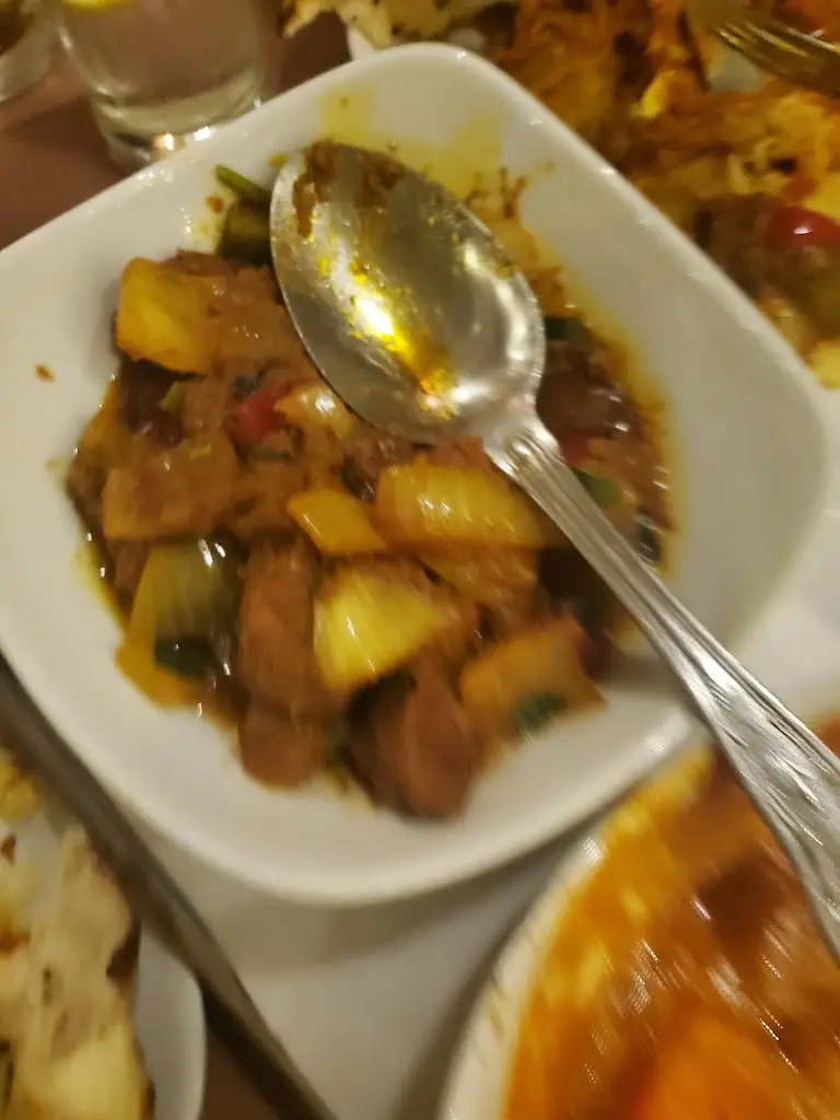 Peter Weston_Raja Tandoori Cuisine_Knebworth_review