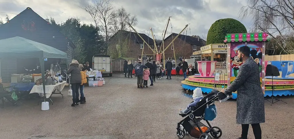 Natalie Keating_The Red Lion_Knebworth_review