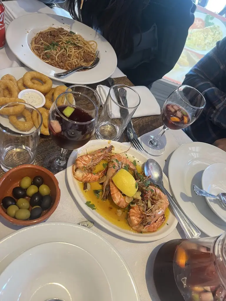 Nicole AD_The Three Lions_Lambeth_review