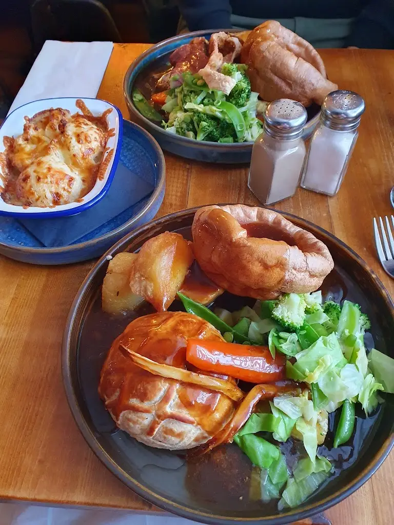 Menu_Carriages Knaresborough_Knaresborough_image_5