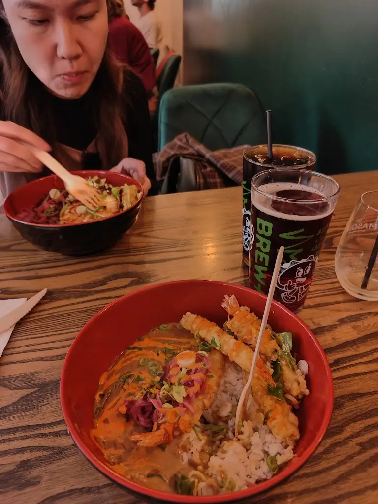 photoalbum luk wing sze_The Mitre_Knaresborough_review