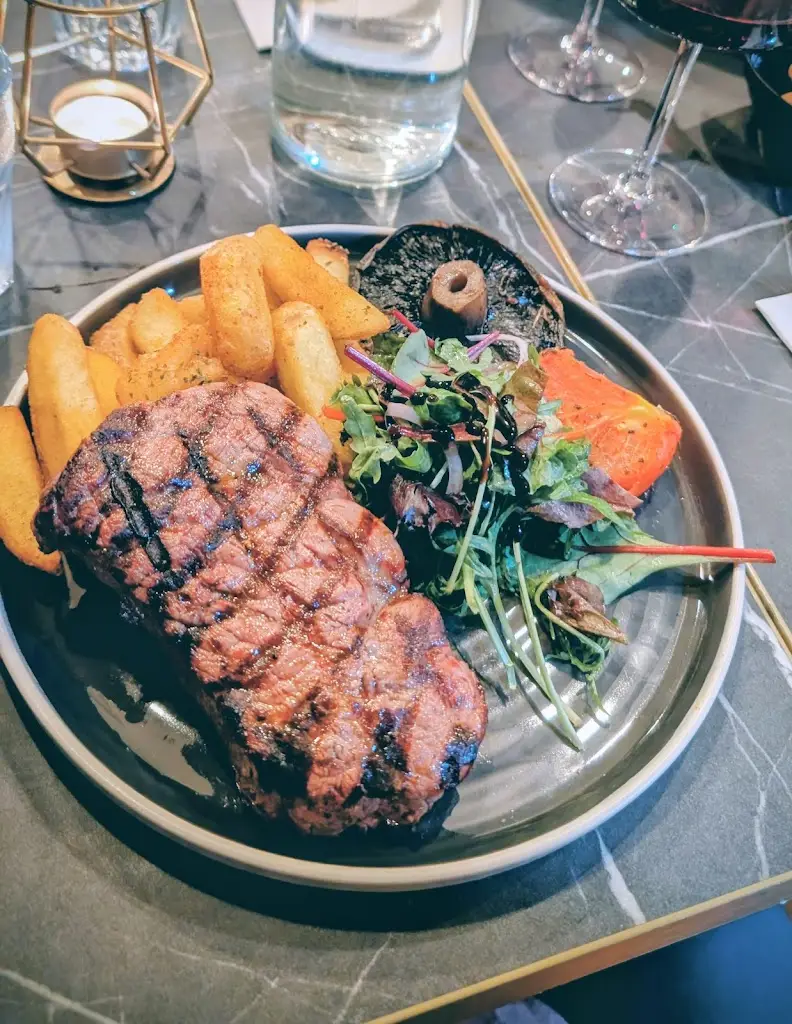 Matthew Clark_Porterhouse by Barlows_Kirkby in Ashfield_review
