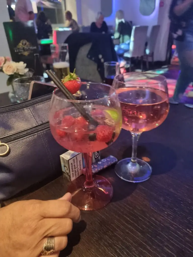 Menu_THE POSH MEZE BAR & GRILL_Kirkby in Ashfield_image_6