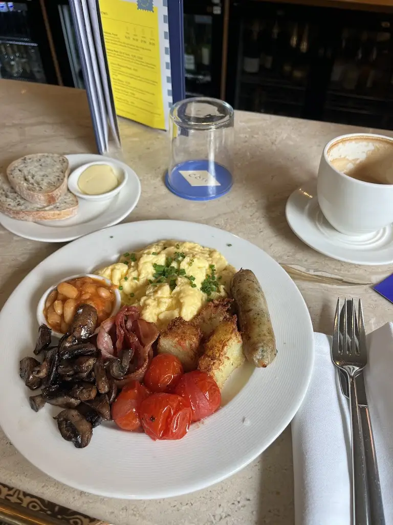 Ірина Камінська_Côte Barbican_Barbican_review