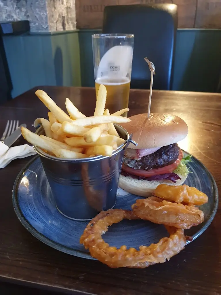 Menu_The George Lambourn_Lambourn_image_5