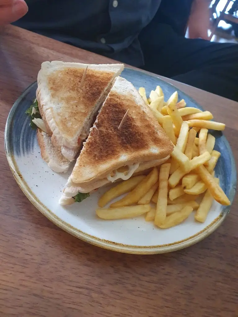 The George Lambourn_Lambourn_slider_image_2