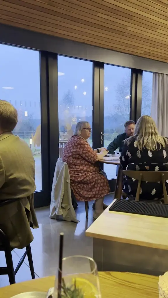 The Woodspeen Restaurant_Lambourn_slider_image_2