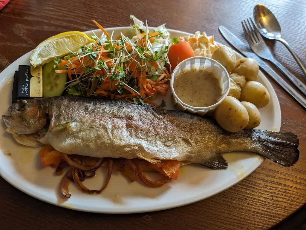 The Brown Trout_Lamberhurst_slider_image_2