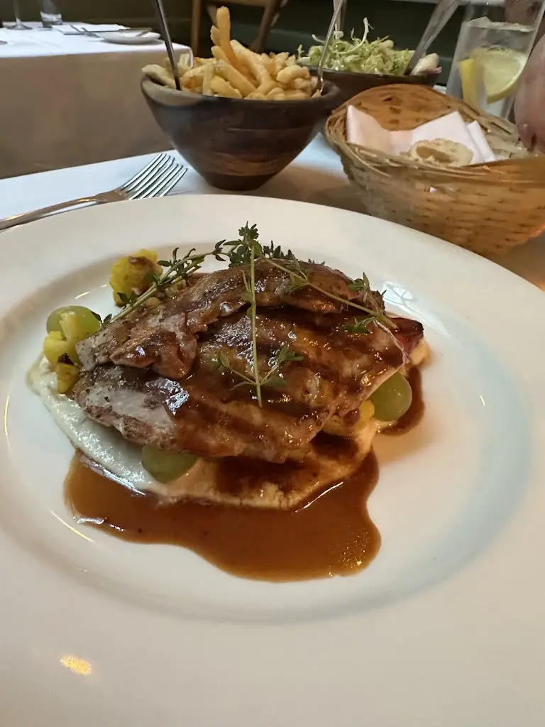 C W_Le Café du Marché_Barbican_review