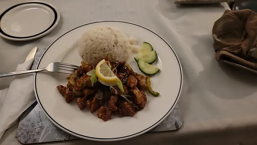 Filipiniana Restaurant_Lakenheath_slider_image_2