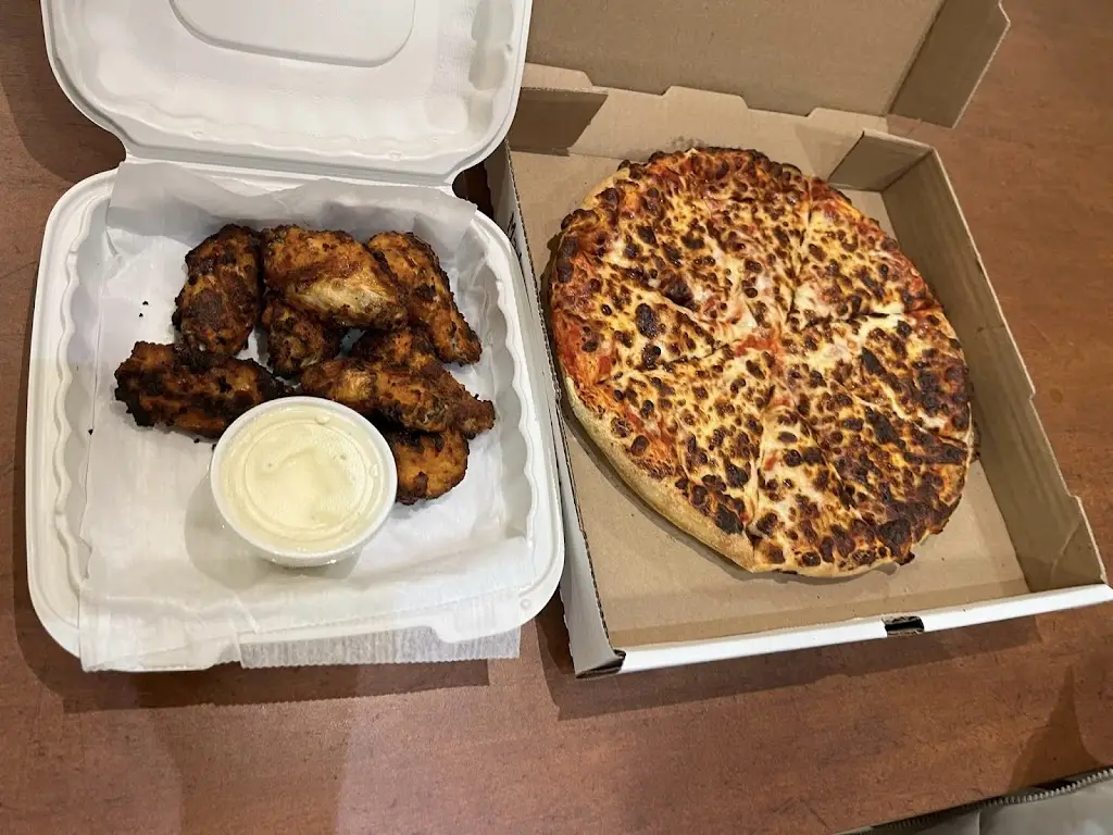 Will Hucks_RAF Lakenheath - The Great Little Pizza Place_Lakenheath_review