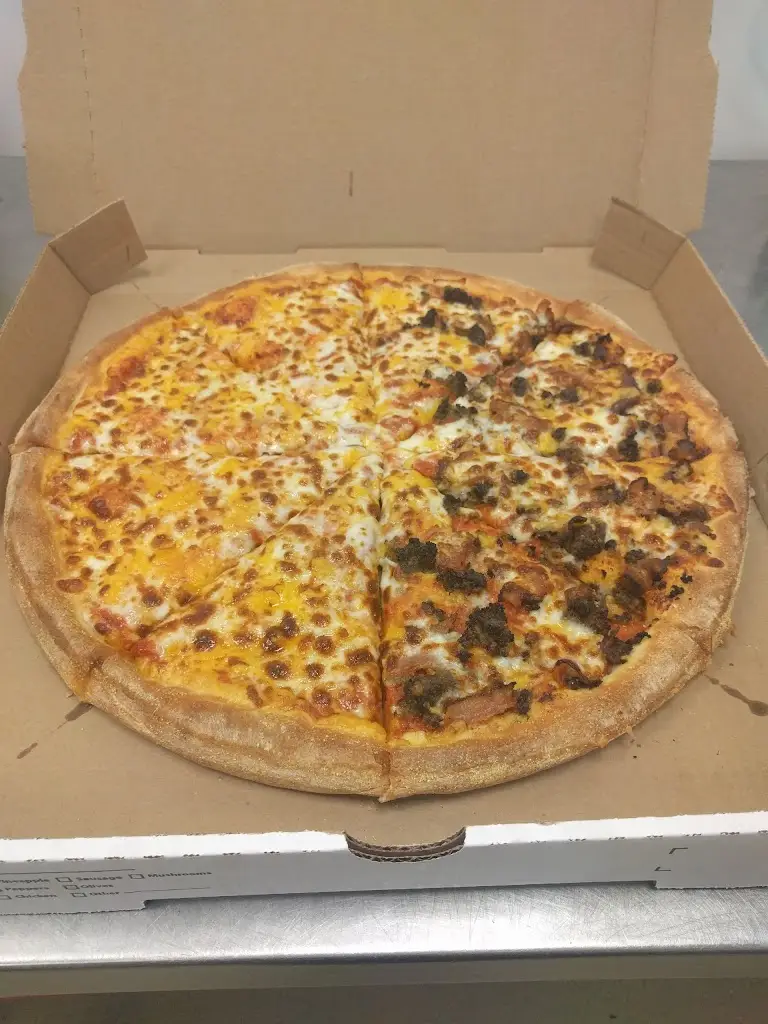 RAF Lakenheath - The Great Little Pizza Place_Lakenheath_slider_image_2