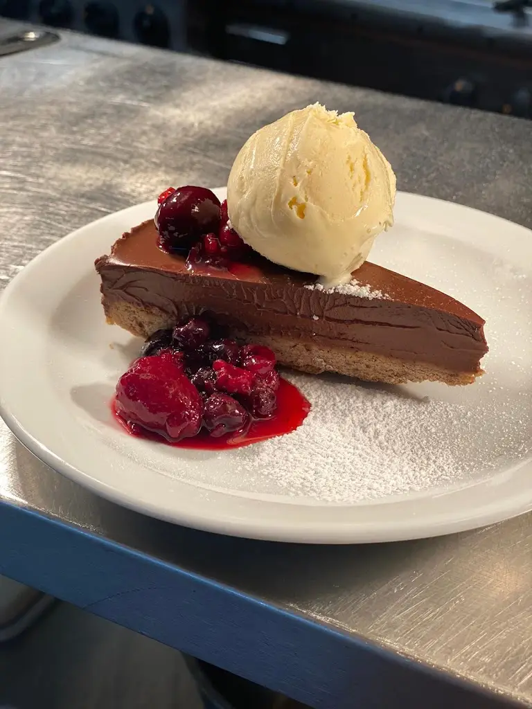 The bullers arms landrake_Landrake_slider_image_2