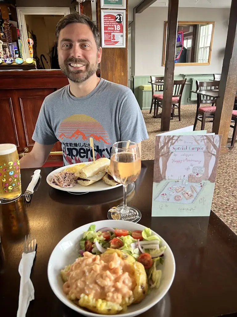 Emily Moreton_The Red Lion_Latchingdon and Snoreham_review