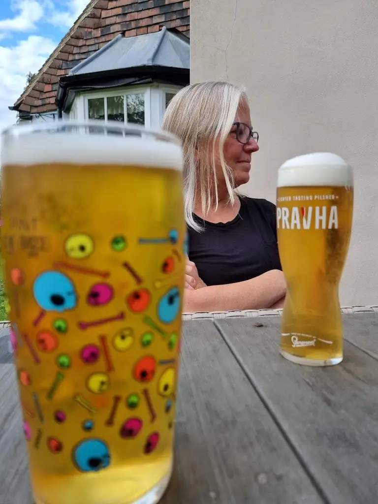 Menu_Nags Head Inn Woking_Knaphill_image_4