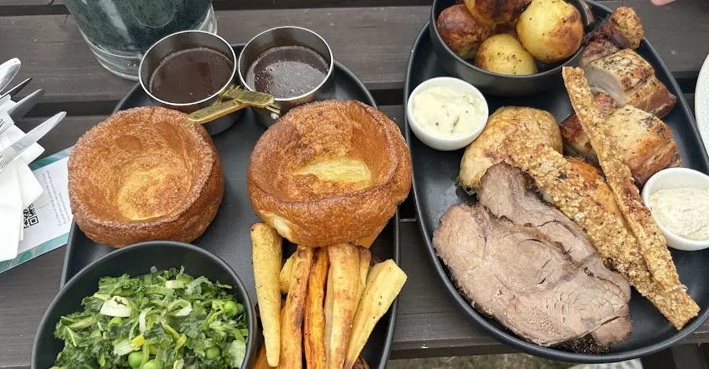 BE WI_Nags Head Inn Woking_Knaphill_review