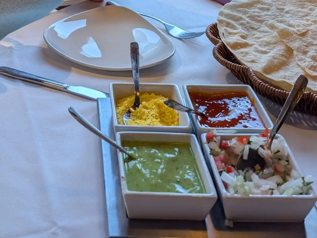 Max Silin_Eastern Taste_Knaphill_review