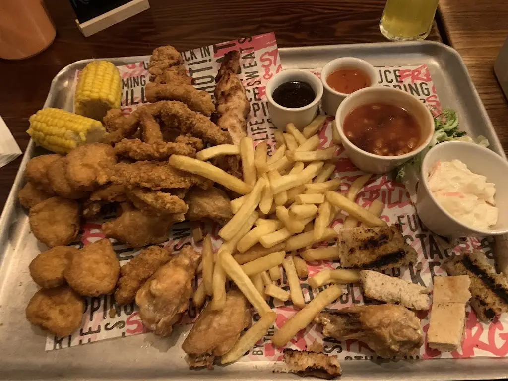 Clare Langrish-Dixon (CLD)_The Surrey_Knaphill_review