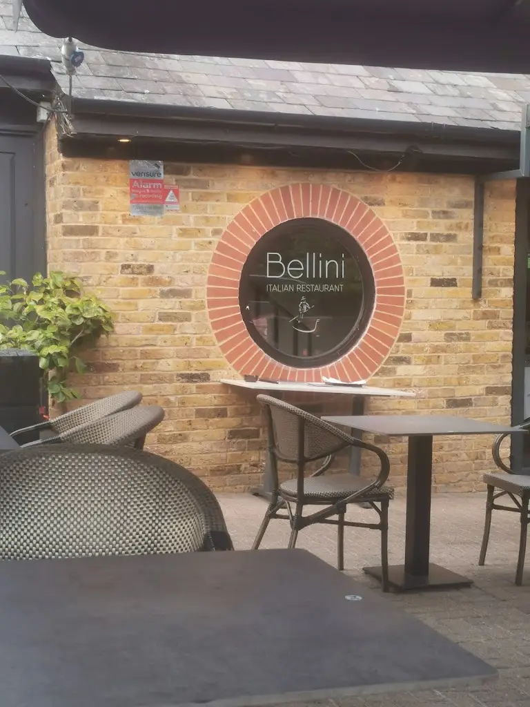 Adam Bailey_Bellini_Knaphill_review