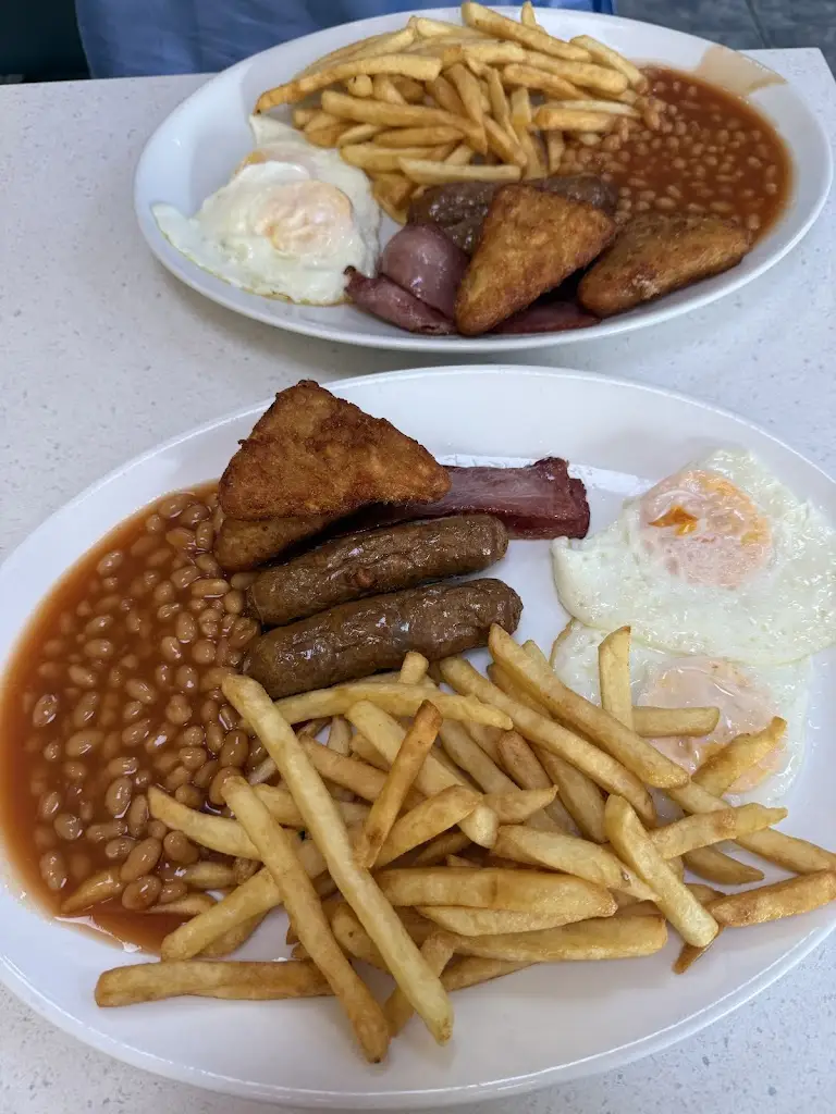 Waqas_Knaphill Cafe_Knaphill_review