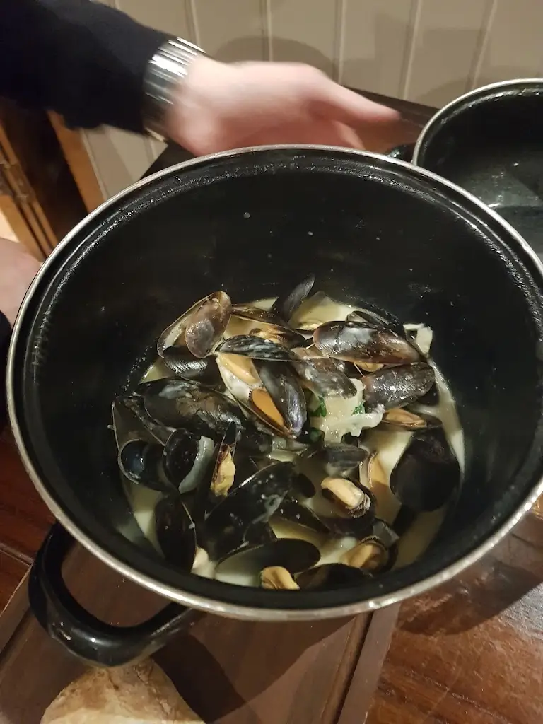 Menu_The Plume of Feathers_Barlaston_image_8