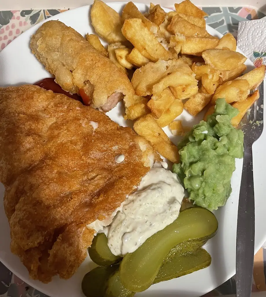 Sarah_Knaphill Fish Bar_Knaphill_review