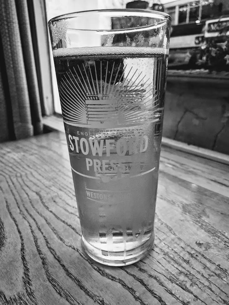 Menu_Crown Knaphill_Knaphill_image_8