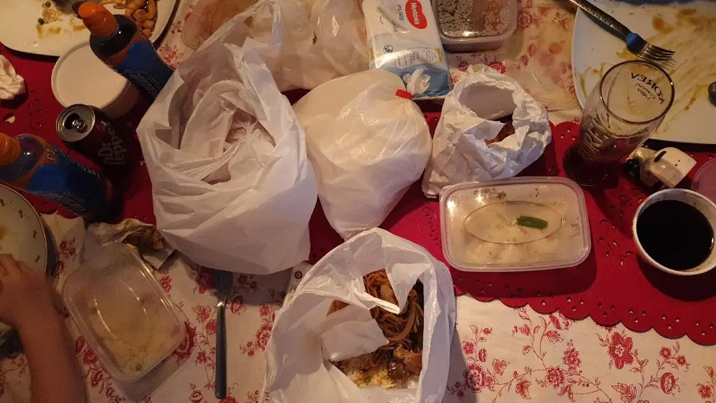 Menu_Chop Suey House_Knaphill_image_2