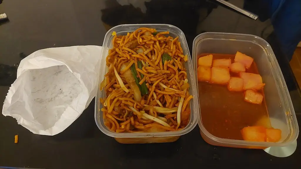 James Guzy_Canton Chinese_Knaphill_review