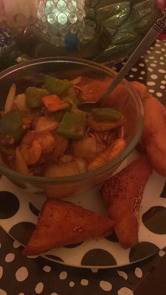 Niki Handover_Canton Chinese_Knaphill_review