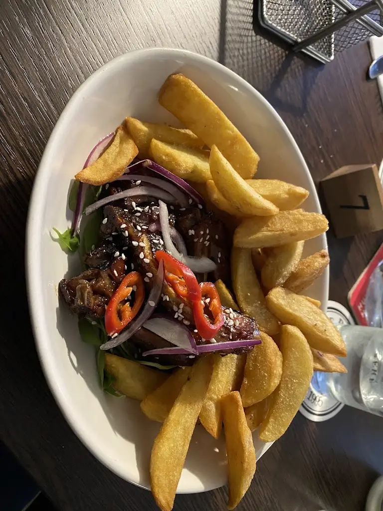 Christopher Cooksley_The Horseshoe, Lavendon_Lavendon_review